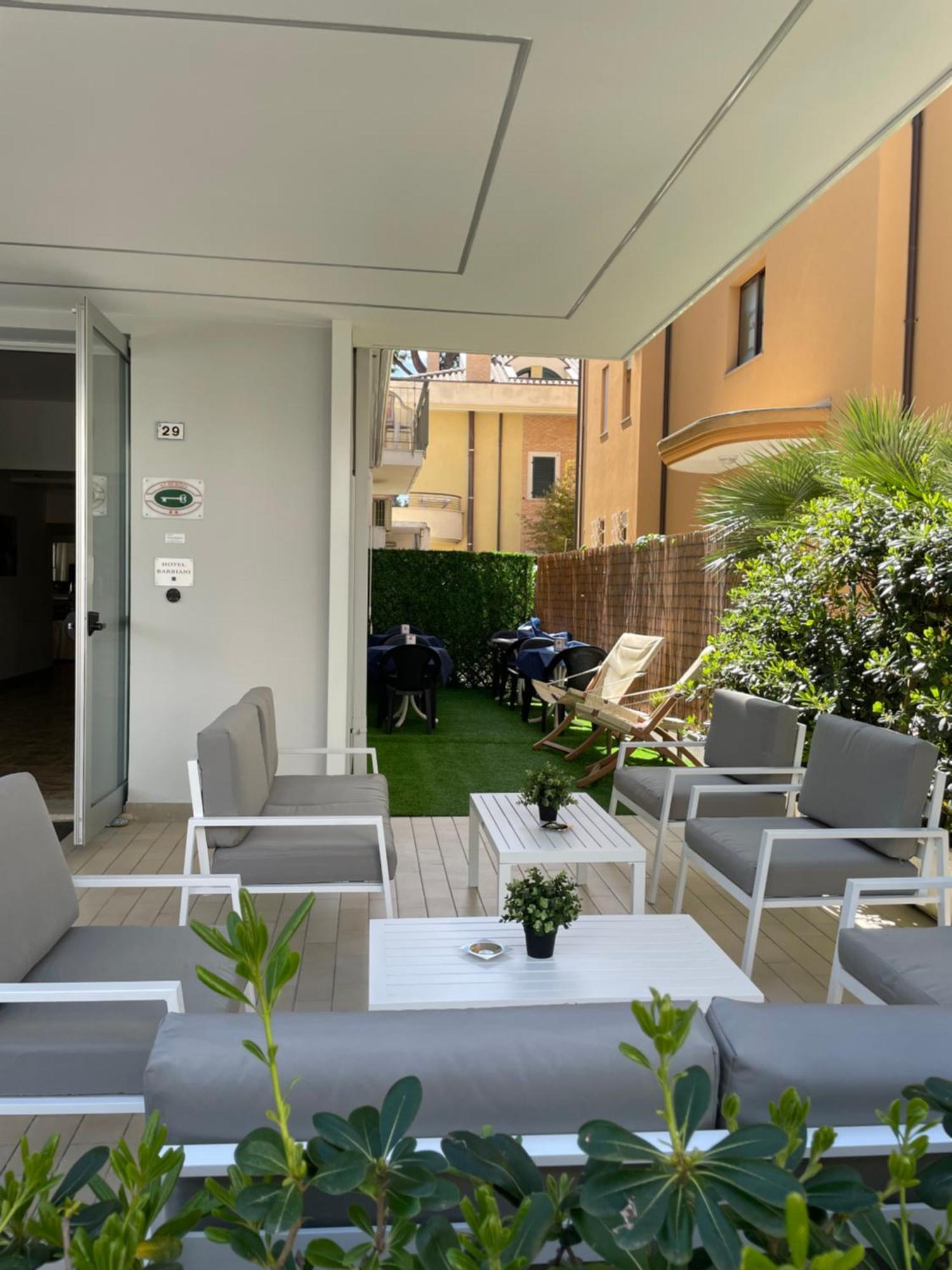Hotel Barbiani Riccione Extérieur photo