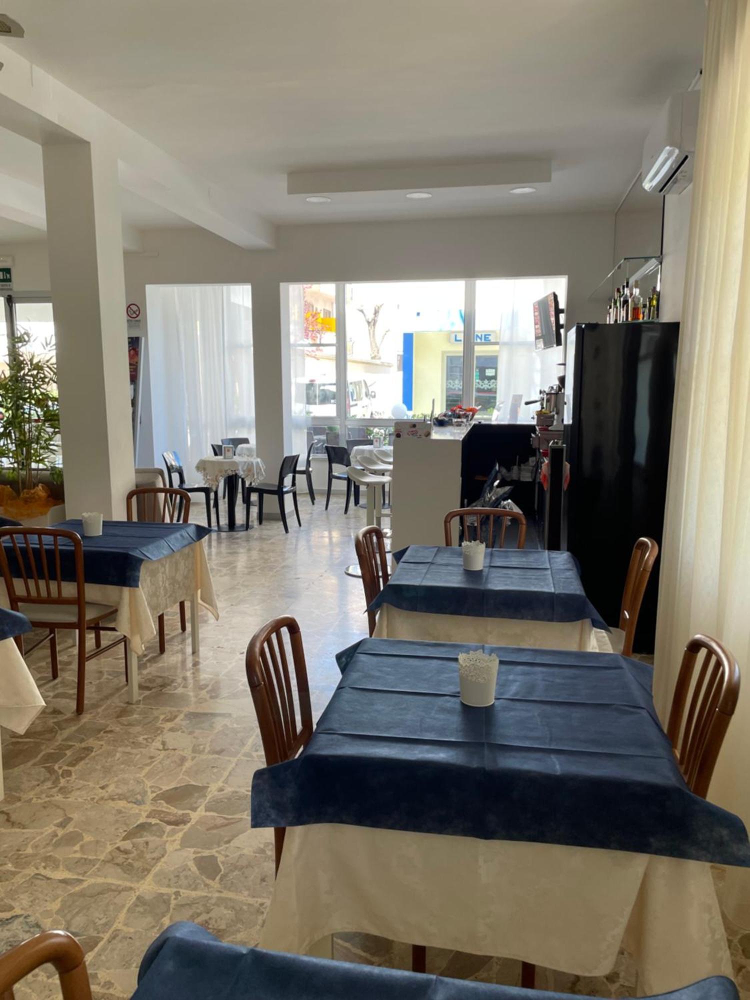Hotel Barbiani Riccione Extérieur photo