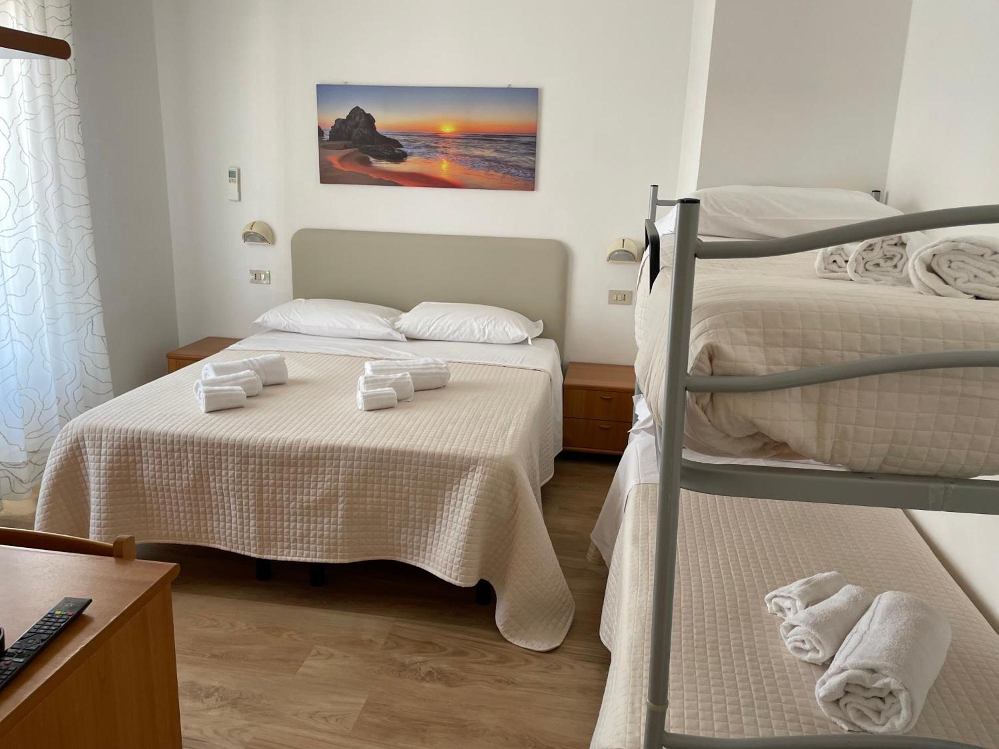 Hotel Barbiani Riccione Extérieur photo