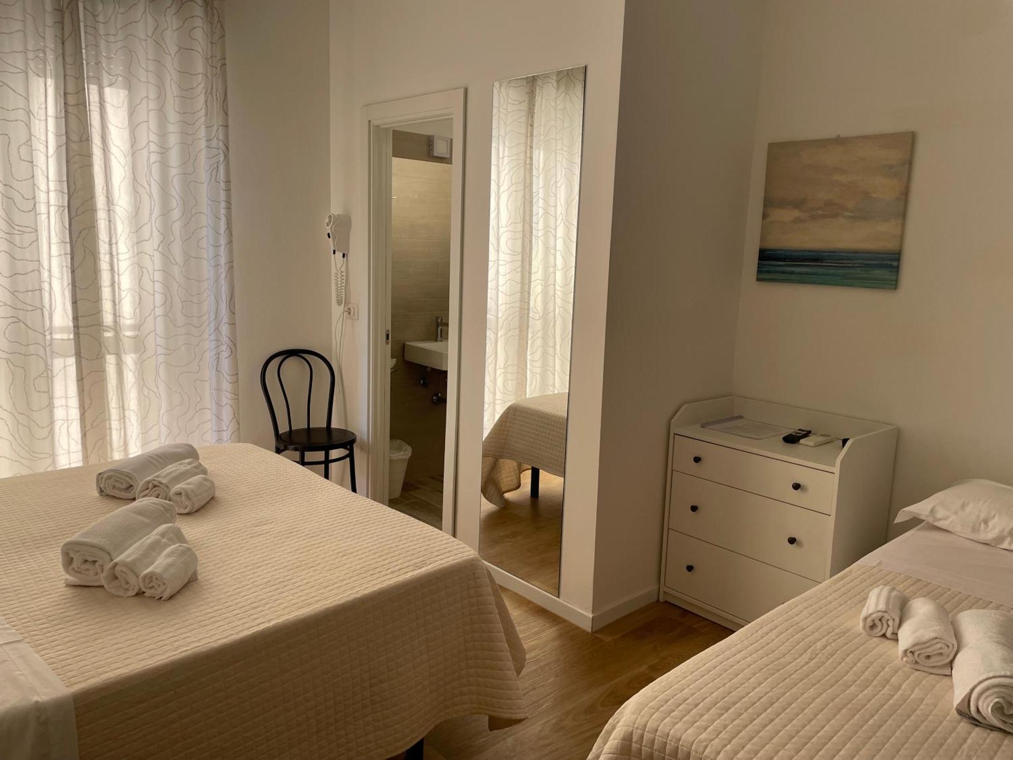 Hotel Barbiani Riccione Extérieur photo