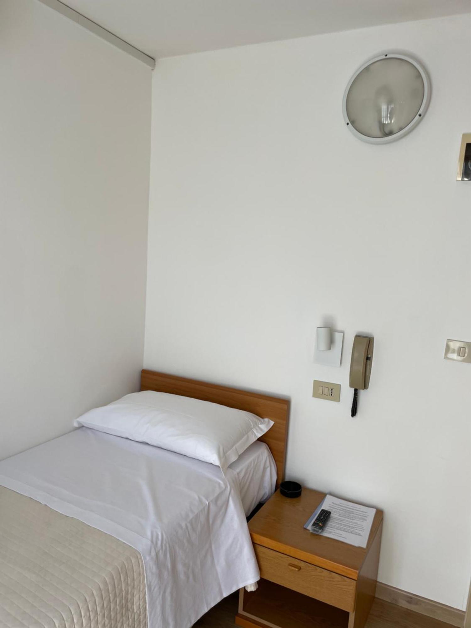 Hotel Barbiani Riccione Extérieur photo